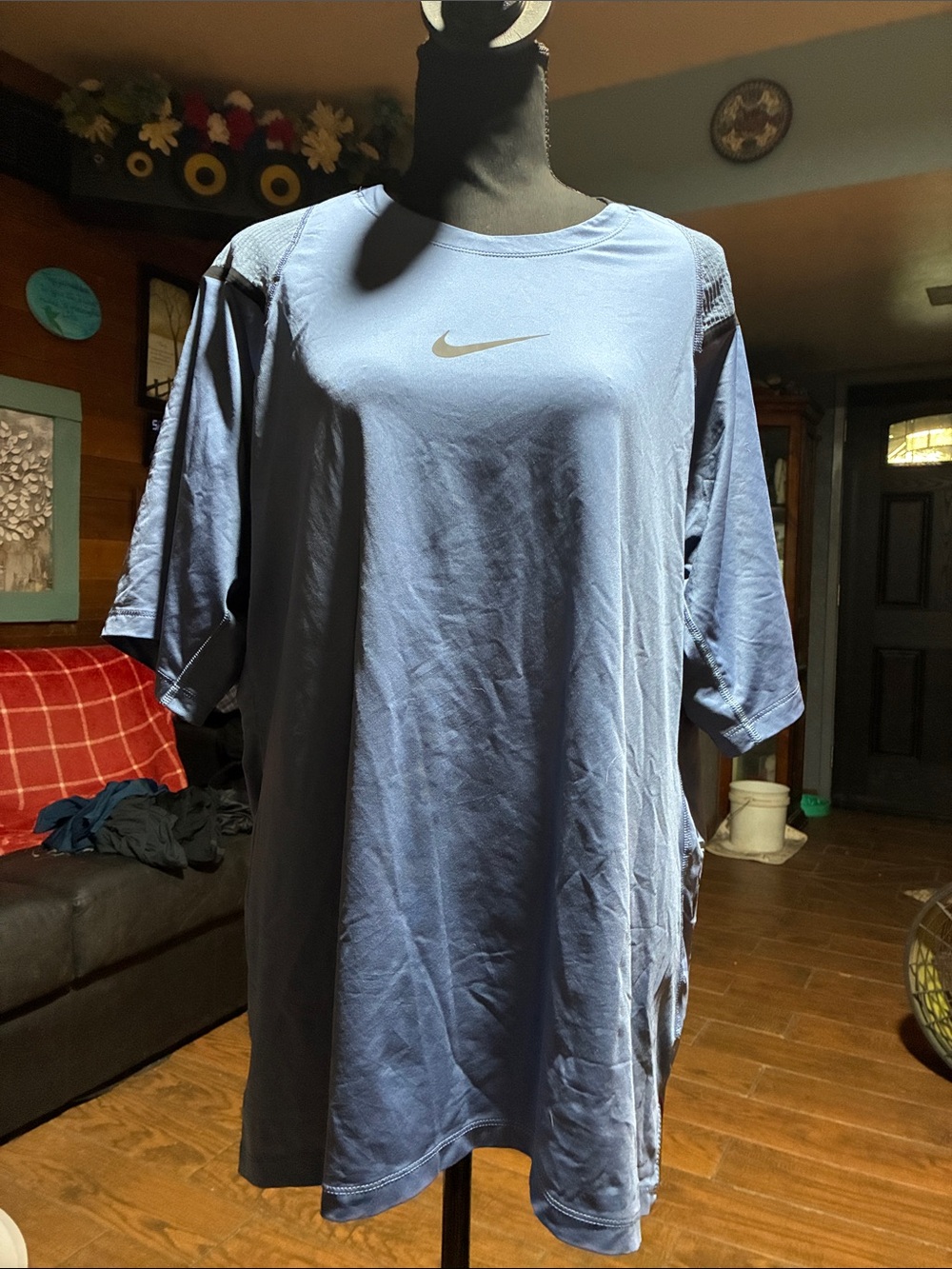 Nike AeroAdapt Light Blue Crewneck Performance Tee
